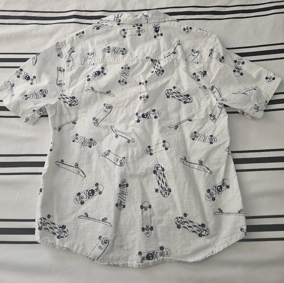 Boys White Skateboard Print Shirt - Picture 3 of 5